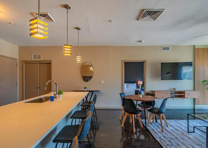 Stylish Near Roosevelt Row & Asu W Parking Phoenix