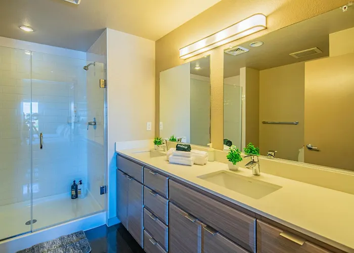 Stylish Near Roosevelt Row & Asu W Parking