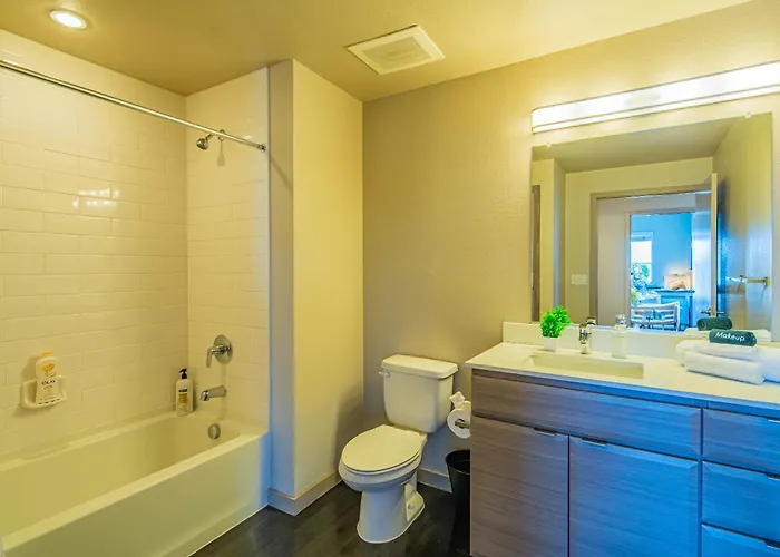 Stylish Near Roosevelt Row & Asu W Parking
